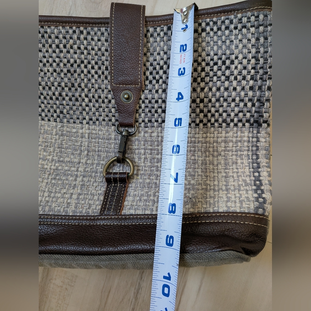 Myra Bag Crossbody Purse Texurized Look & Leather - Picture 13 of 15